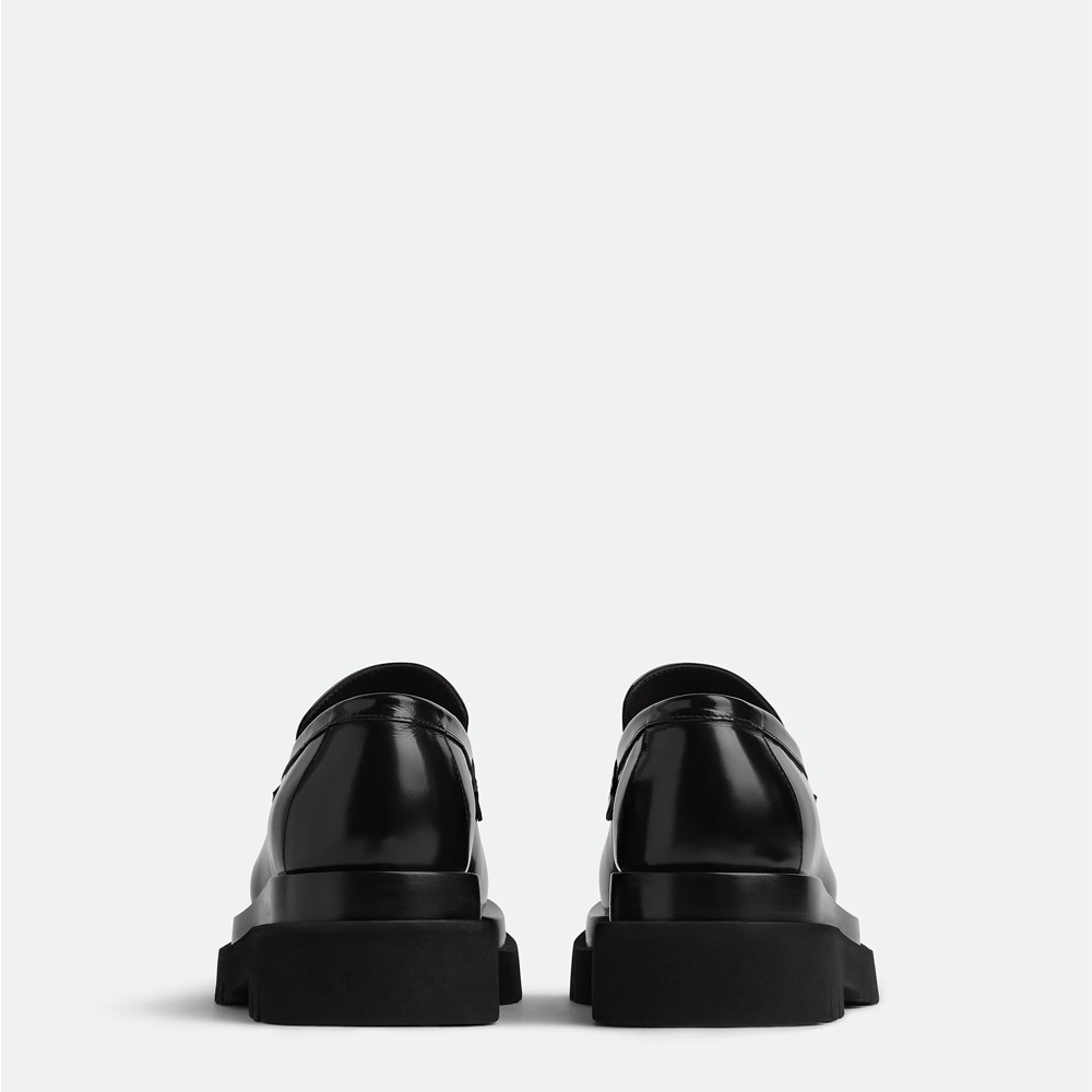 Bottega Veneta Glossy Black Loafers - Picture 4 of 11